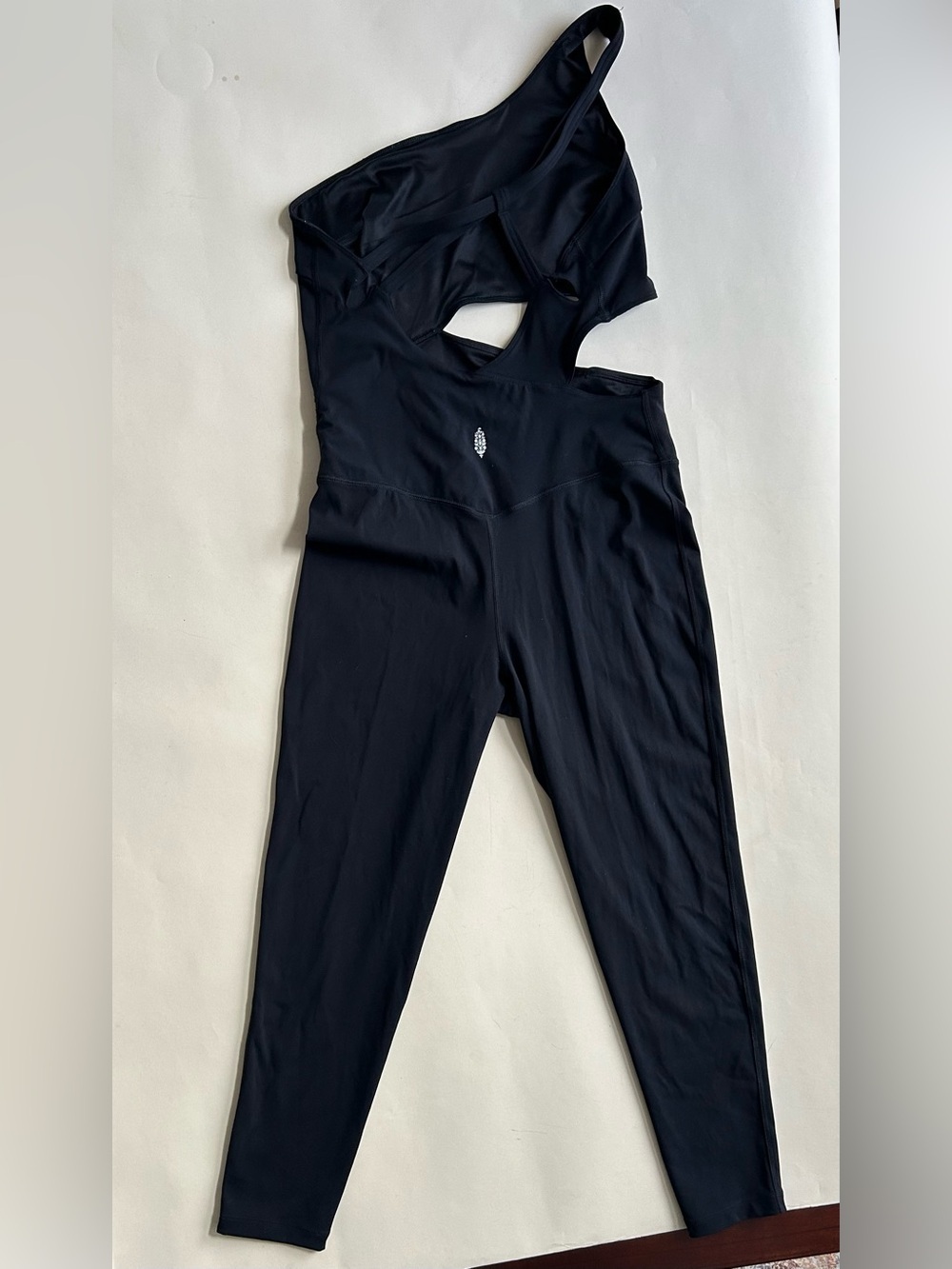FP Movement by Free People Black One-Shoulder Cutout Jumpsuit Leggings size L - Picture 8 of 8